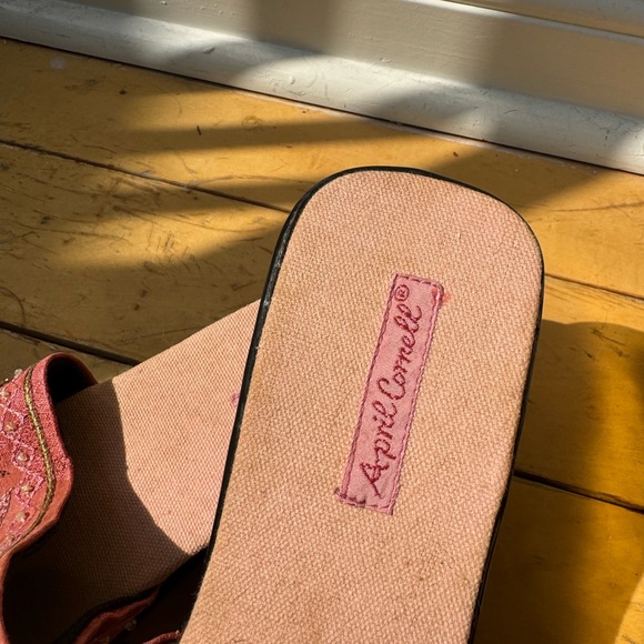April Cornell Embroidered Slides/Sandals - Picture 3 of 4